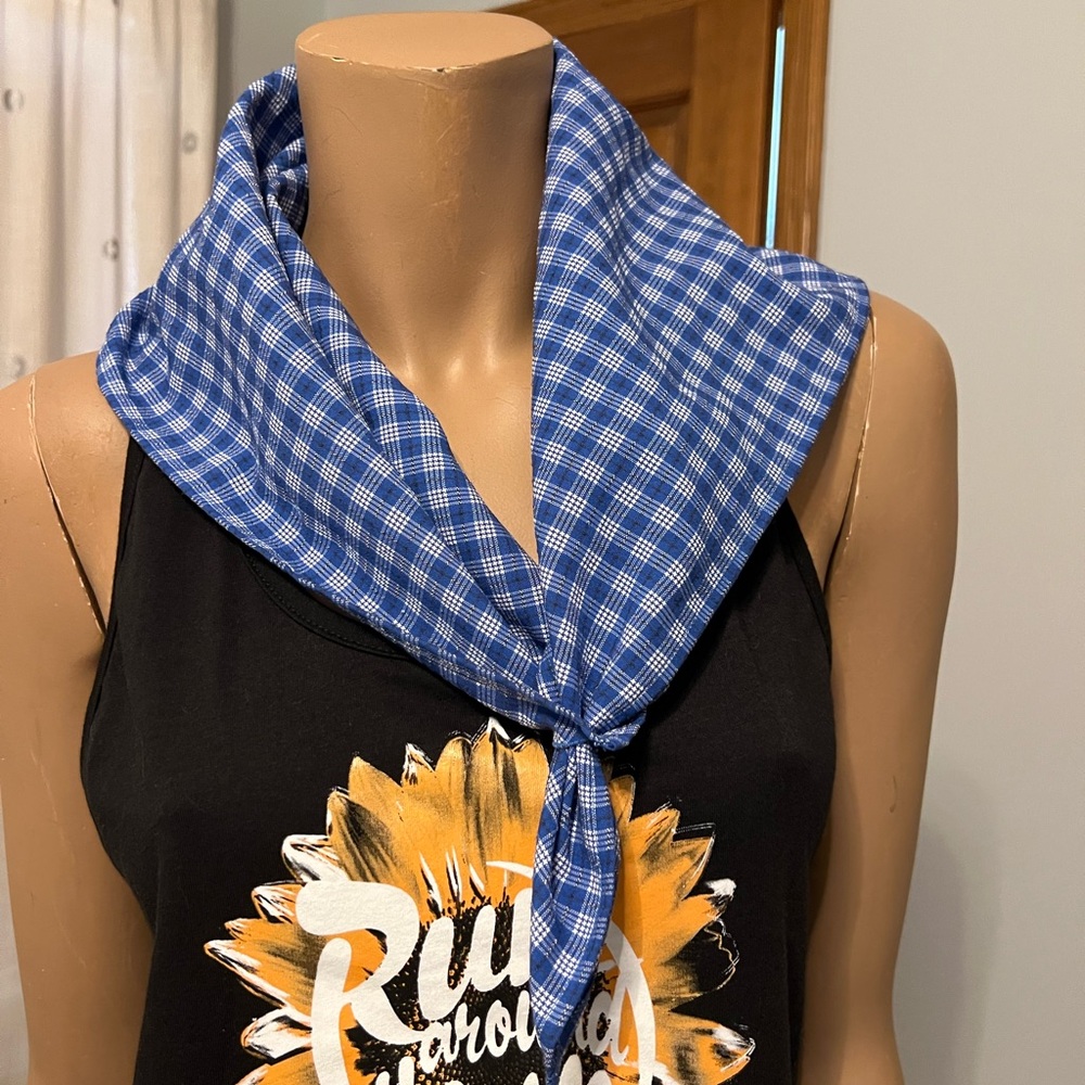 Hiking scarf